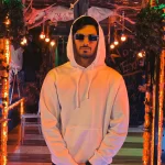 QR OVER-SIZED HOODIE